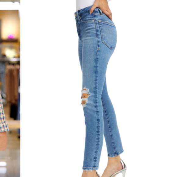 Good American Jeans - Picture 7 of 9